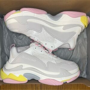 Balenciaga‎ Triple S Sneaker